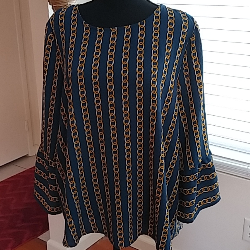 AUW chain pattern blouse